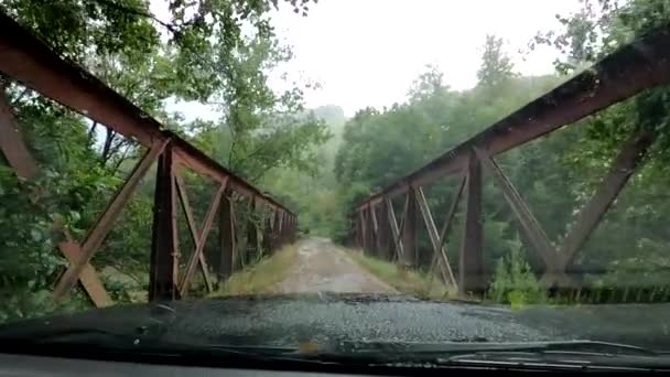 Road Vehicle Rides Iron Bridge Mountain River Rain — Stockvideo