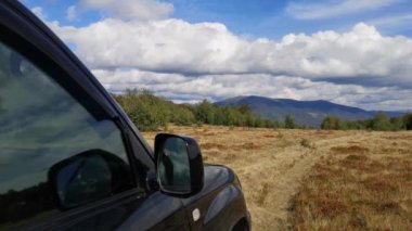 Time lapse in the autumn Carpathians with SUV