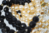 Party dekorace: černé a bílé perly velké korálky