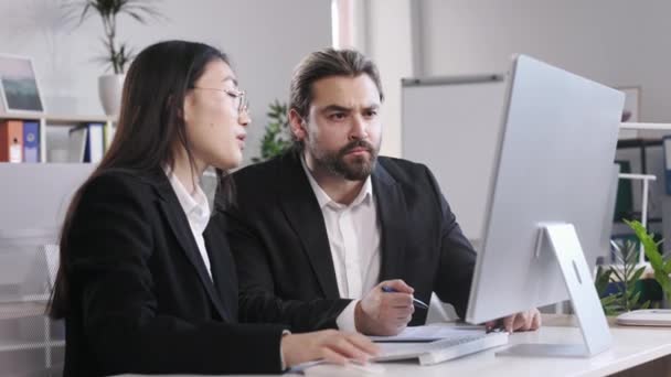 Friendly Creative Diverse Colleagues Discussing Online Project Office Asian Woman — Stockvideo