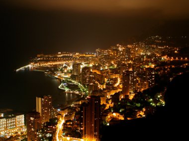 Monako Prensliği tarafından gece Cityscape.