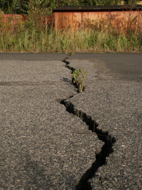 kırık yol