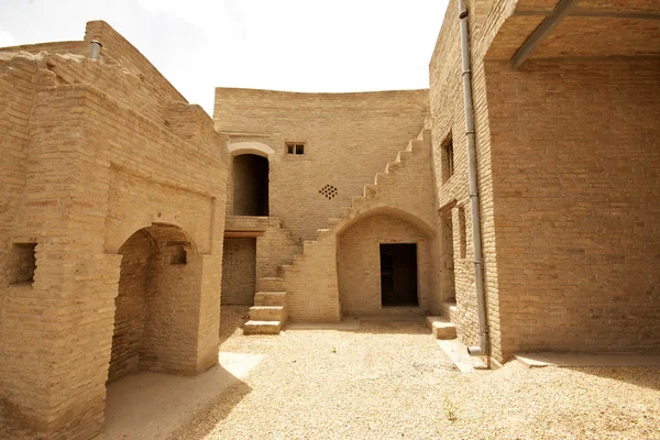 Erbil Kalesi, Kürdistan, Irak konusundaki dolu gökyüzü toz