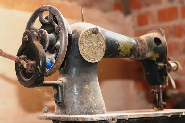 Винтажная швейная машина советского производства Лицензионные Стоковые Изображения