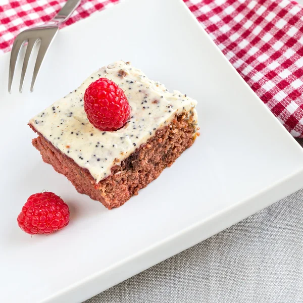 Cake met frambozen — Stockfoto