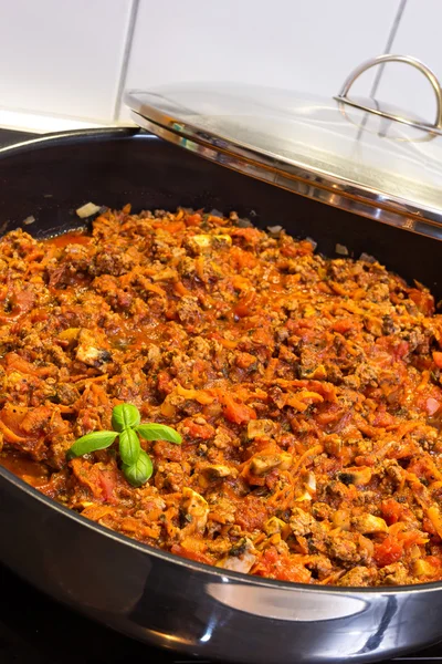 Cooking meat sauce — Stock Photo, Image