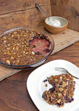 Yaban mersinli kek rustik ayarı