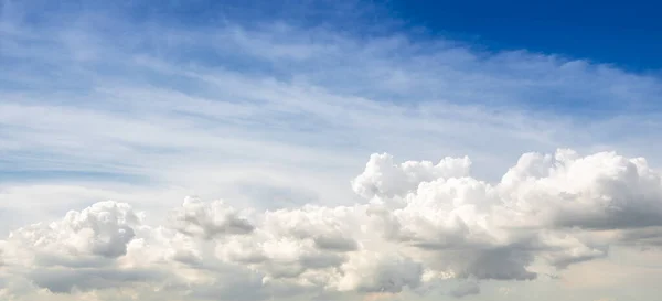 Nube Borrosa Suave Movimiento Cielo Azul Día Soleado — Foto de Stock