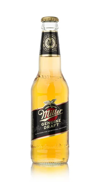 Chisinau Moldova Abril 2022 Miller Genuine Draft Cerveza Barril Envasada — Foto de Stock