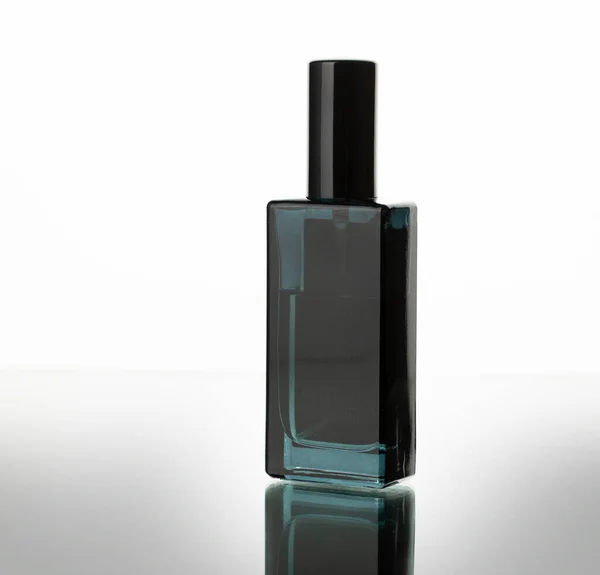 Garrafa Parfum Preto Isolado Branco — Fotografia de Stock