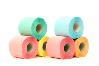 Renkli tuvalet kağıdı ruloları