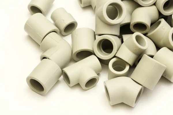 bir sürü plastik boru için birleştirilmiş parçaları