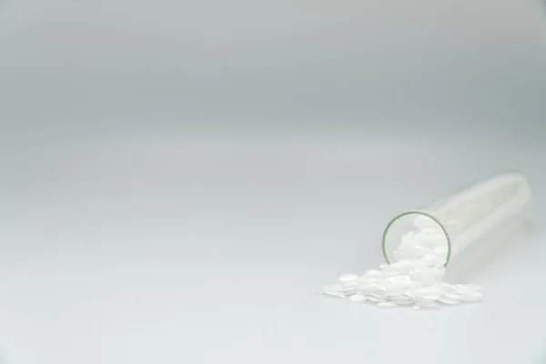 Ele Tutuşan Plastik Tüp Polimer Palet Plastik Boncuklar Balmumu Paleti — Stok fotoğraf