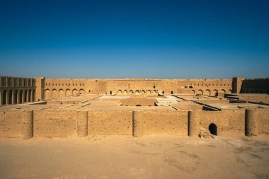 Irak 'taki Karbala yakınlarındaki Tarihi Ukhadır Kalesi