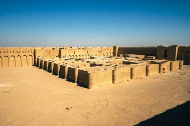 Irak 'taki Karbala yakınlarındaki Tarihi Ukhadır Kalesi