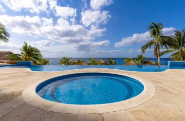 San Miguel de Cozumel, Meksika, Cozumel Okyanusu manzaralı deniz gezisi ve rıhtımı