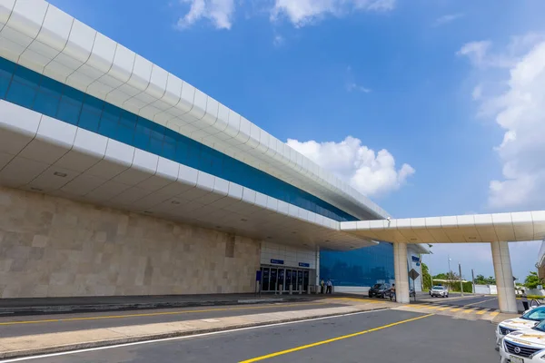Odnowiony Veracruz General heriberto Jara International Airport w szczycie sezonu turystycznego — Zdjęcie stockowe