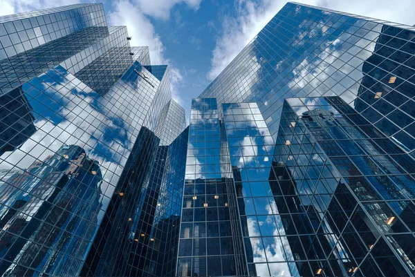 Scenic Montreal moderne skyline in downtown financial and technology city – stockfoto