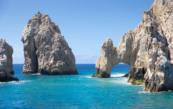 Scenic tourist destination Arch of Cabo San Lucas, El Arco, close to Playa Amantes, Lovers Beach known as Playa Del Amor and Playa del Playa del Divorcio, Divorce Beach