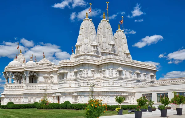 BAPS Sri Swaminarayan｜マンディール・ヒンドゥー寺院 — ストック写真