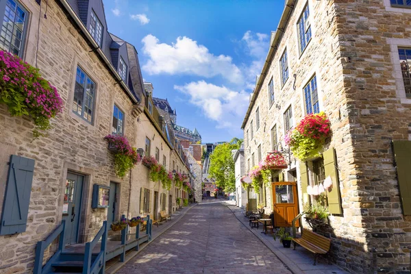 Kanada, Staré Quebec City turistické atrakce, Petit Champlain dolní město a nákupní čtvrti — Stock fotografie