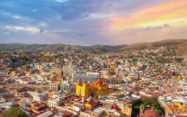 Meksika, Guanajuato panoramik gökyüzü ve Pipila Anıtı yakınlarında gözcülük