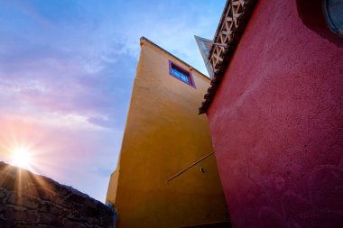 Guanajuato, Meksika, Guanajuato tarihi merkezinde renkli koloni sokakları ve mimarisi