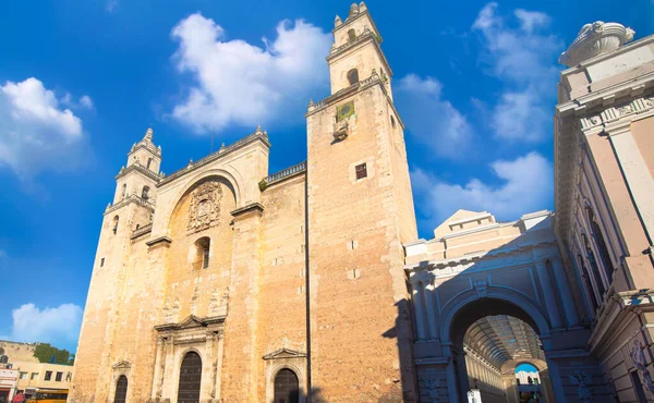 México, Catedral de Mérida, la catedral más antigua de América Latina — Foto de Stock