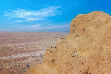İsrail, Negev Judaean Çölü yakınlarındaki Ulusal Park 'taki Masada Kalesi' nden panoramik manzara.