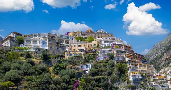 Szcenírozott Kilátás Positano Amalfi Tengerparton Olaszországban — Stock Fotó