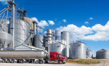 Local canadian suppliers, farms and agricultural grain silos in Ontario, Canada.