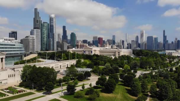 士兵球场和博物馆。NFL芝加哥熊队主场，无人机空中视图 — 图库视频影像