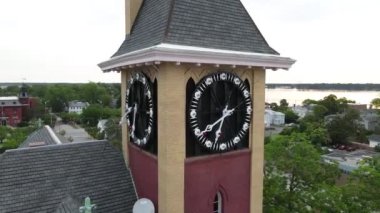 New Bern, Kuzey Carolina, ABD. Tarih Merkezi 'ndeki Saat Kulesi' nin Hava Görüntüsü
