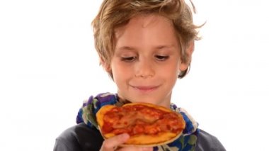 pizza yeme yakışıklı çocuk