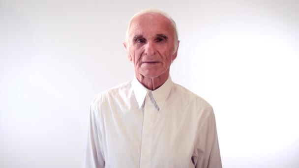 Portrait of an elderly man — Stock Video