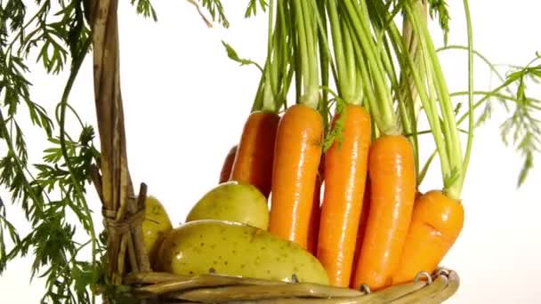 Cenouras e batatas — Vídeo de Stock
