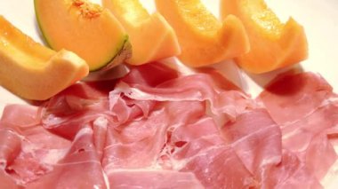 Kuru tedavi jambon ve kavun