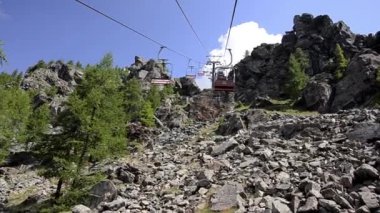 Alpler üzerinde sandalye Asansör sürme