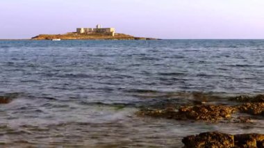 Sicilya, portopalo, Isola delle correnti