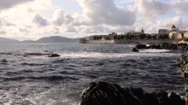Sardunya, alghero, capo caccia. deniz manzarası.