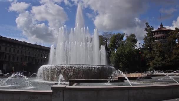 Beautiful fountain in milan — Stock Video