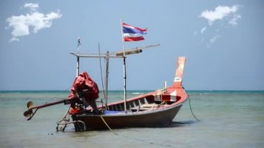 Thai balıkçı teknesi
