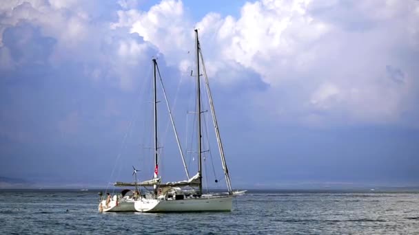 Barcos en Mar Toscano — Vídeos de Stock