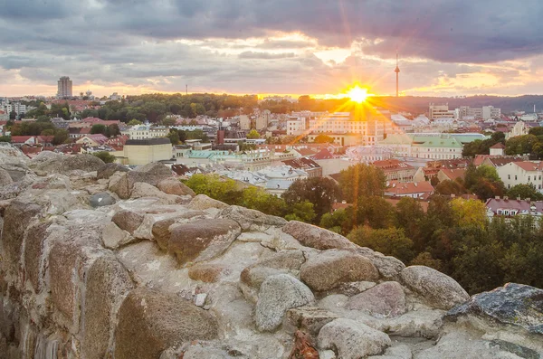 Sonbaharda eski şehir vilnius, Litvanya — Stok fotoğraf