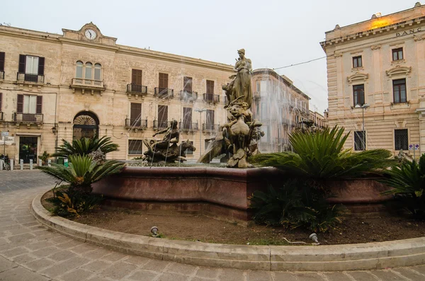 Archimede Square in Syrakus, Sizilien — Stockfoto
