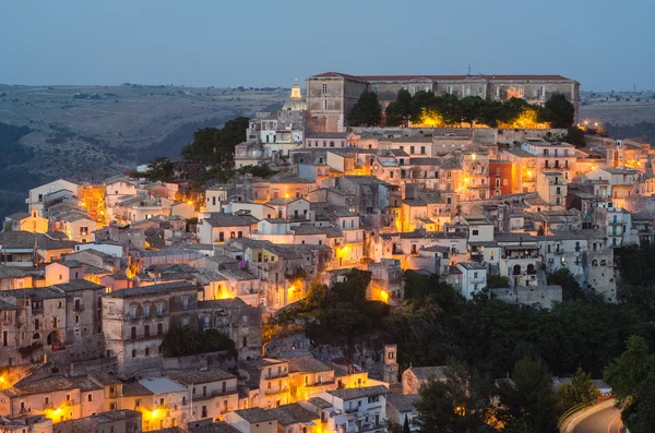 Ragusa Ibla (Sicilia, Italia) por la noche — Foto de Stock