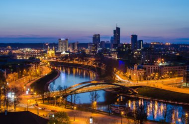 Litvanya. bahar akşam güzel altın vilnius
