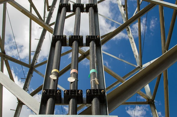 Hoogspanning elektriciteit bolard — Stockfoto