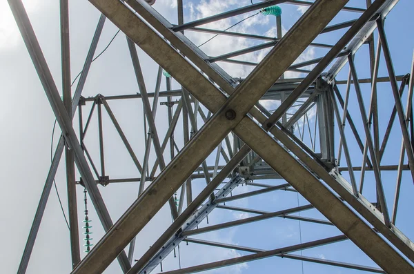 Hoogspanning elektriciteit bolard — Stockfoto