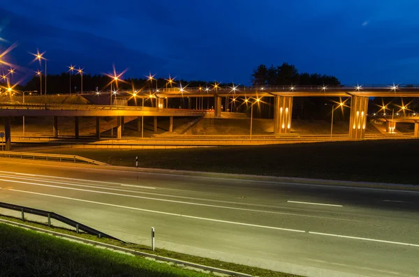 Nouveau viaduc à Vilnius, Lazdynai (Lituanie) ) — Photo